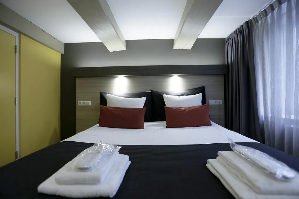City Hotel Amszterdam 3*,