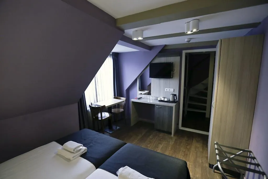 City Hotel Amszterdam 3*,  Hollandia