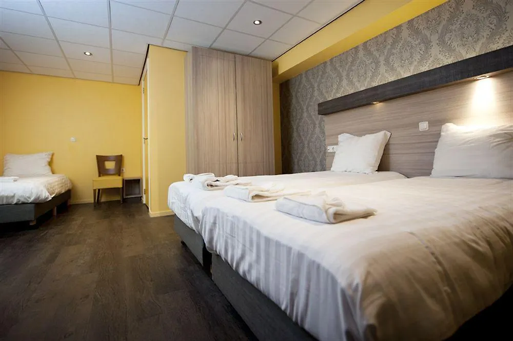 City Hotel Amsterdam 3*,